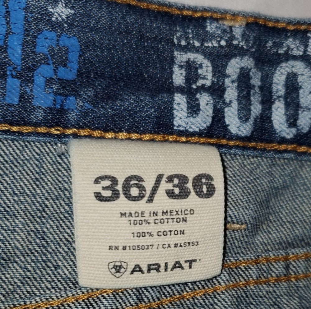 Men's Ariat M2 Relaxed Boot Cut Jeans - Picture 3 of 4